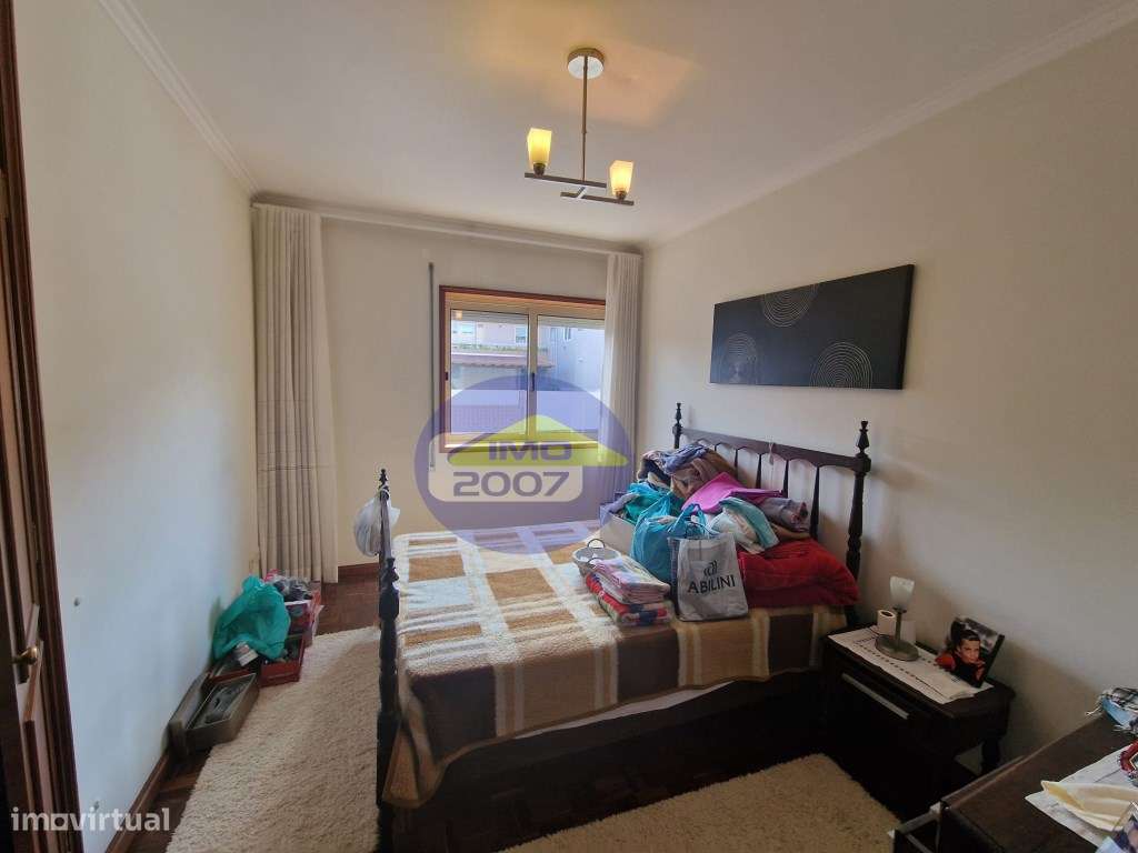 Apartamento T2 em Paços de Brandão-17