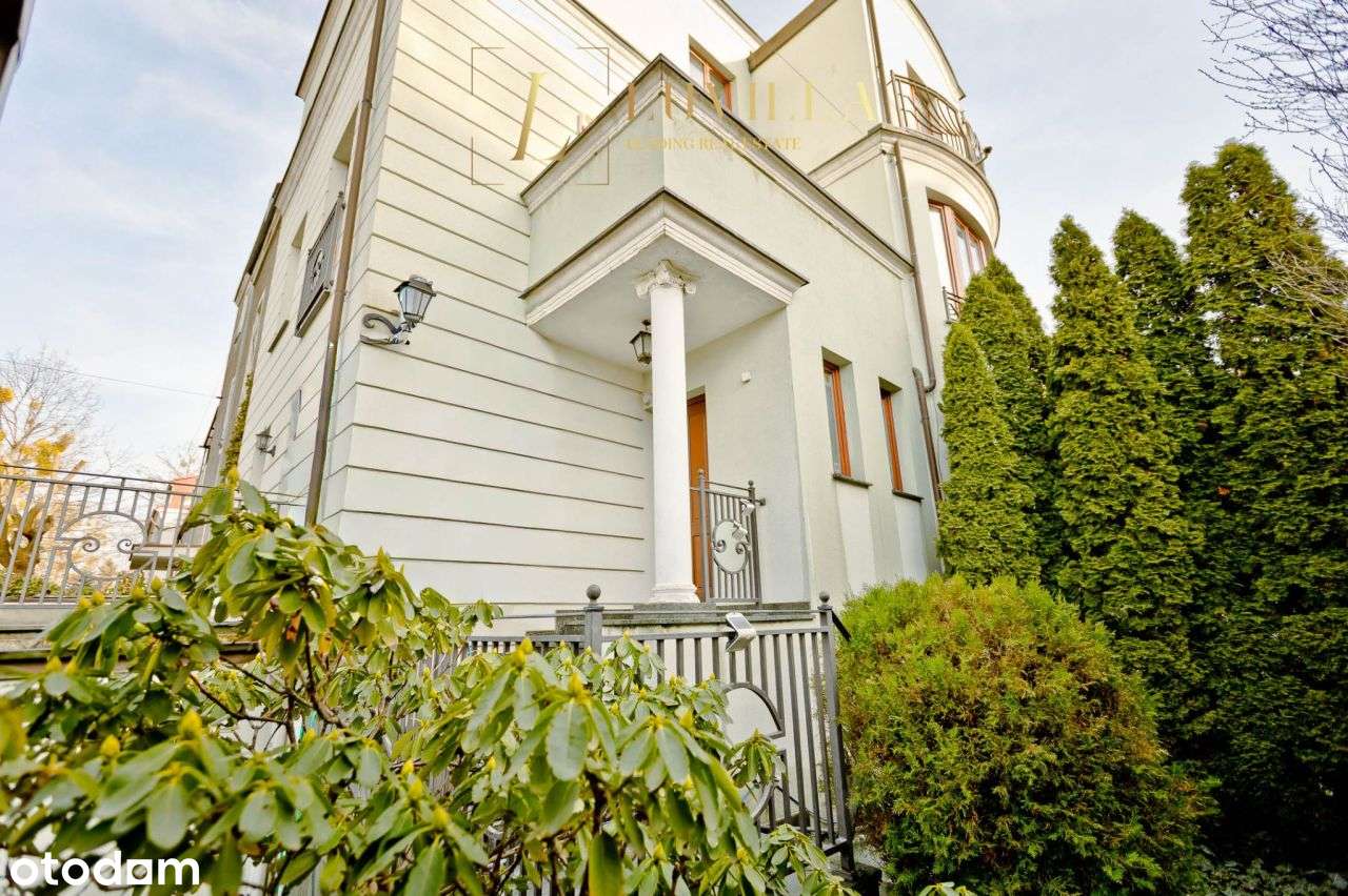 Sprzedaż Mokotów Stylowy Dom 260 m² 8 pokoi Prestiżowa Lokalizacja-1