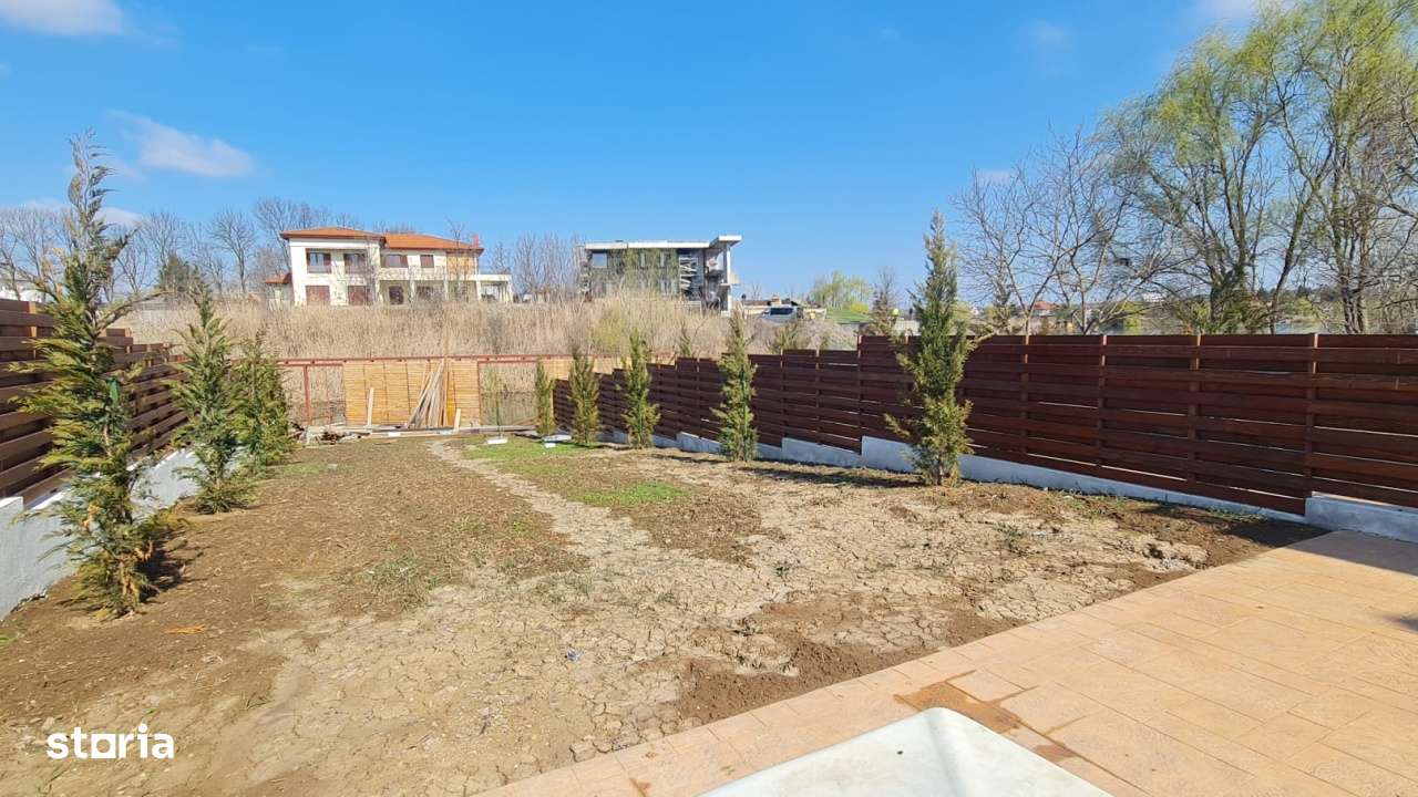 Vila Snagov la lac cu ponton de vanzare - Imagine principală: 5/14