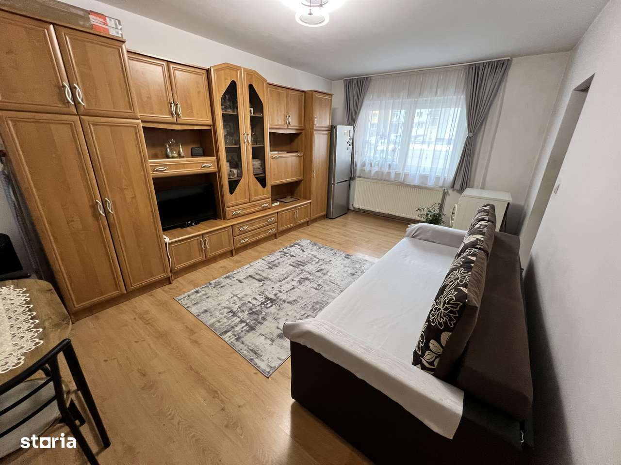 VÂND garsonieră, renovată ,zona Vasile Aaron-0