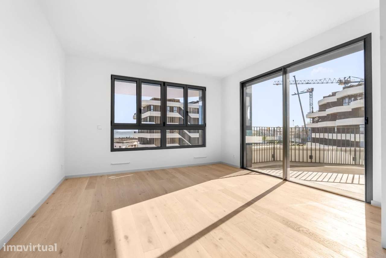 Apartamento T4 com piscina, Parque das Nações, Lisboa-11