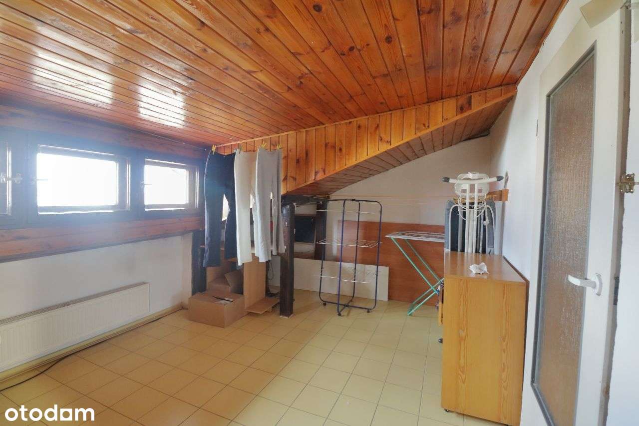 Twój dom rodzinny w spokojnej dzielnicy-18