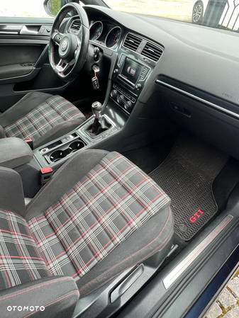 Volkswagen Golf GTI BlueMotion Technology - 8