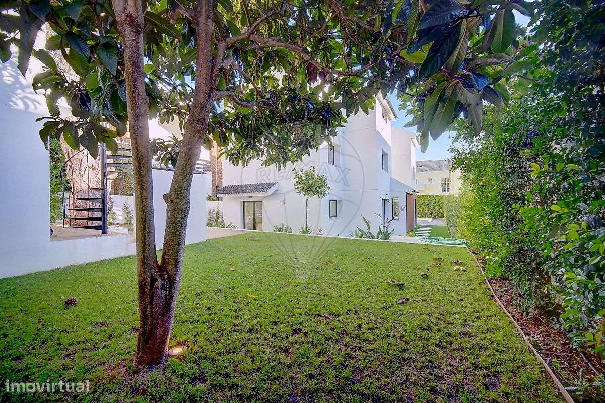 Moradia T5 para venda-43