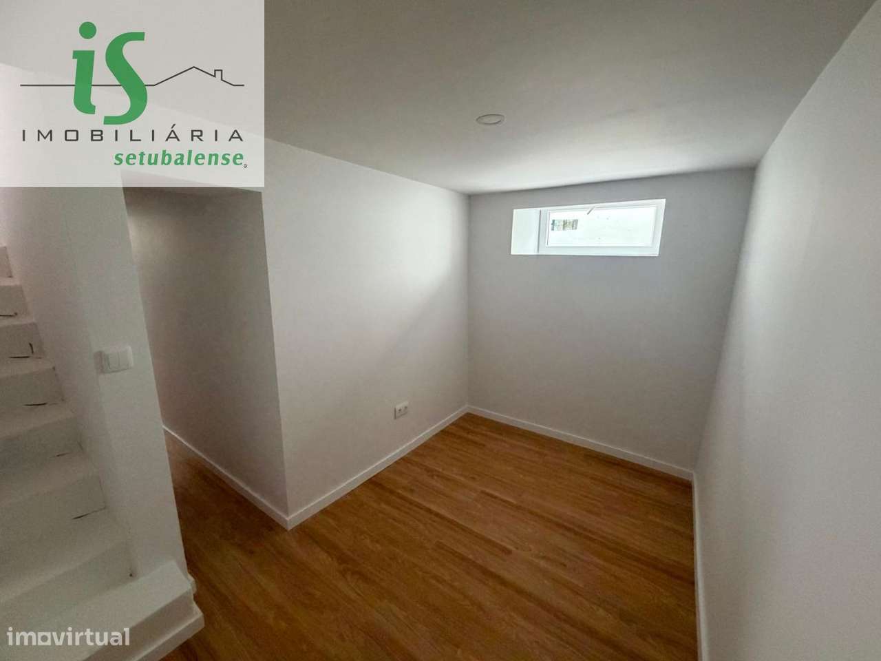 MORADIA PARA VENDA NO BAIRRO DA CONCEIÇÃO EM SETÚBAL-55