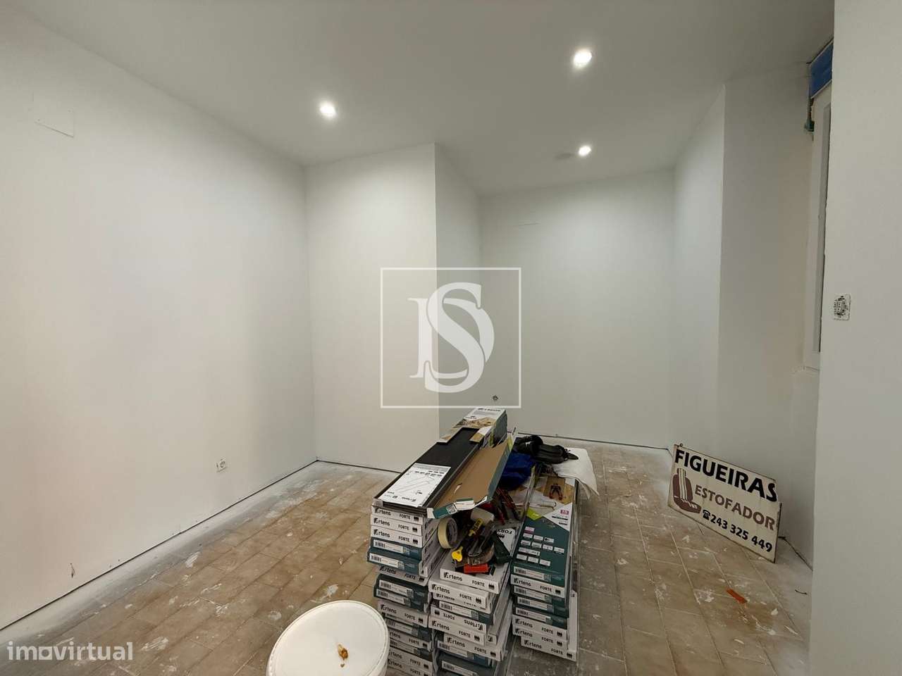 ✨ Moradia T3 Totalmente Renovada no Centro de Santarém ✨-5