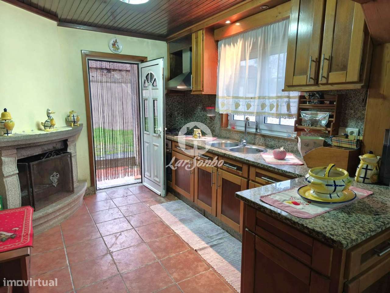 Moradia T3 com jardim em Barcelos-6