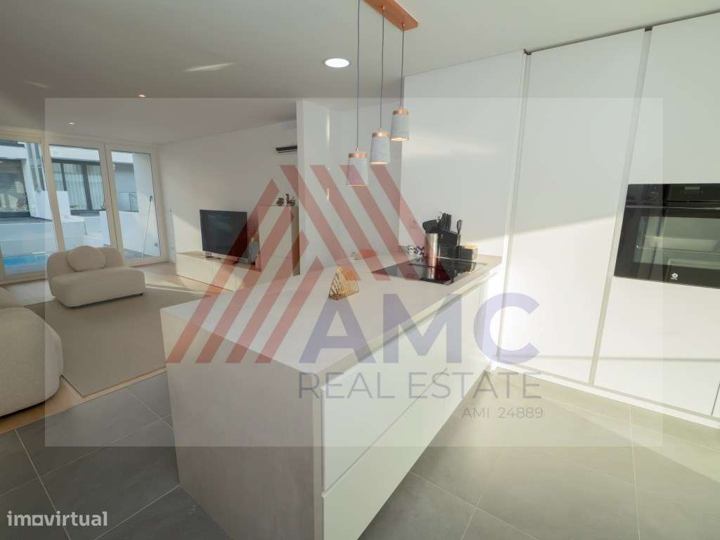 VENDE-SE MORADIA T3 NOVA COM PISCINA PRIVATIVA E GARAGEM-35