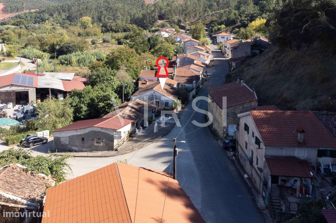 Moradia para reabilitar a 15 min de Coimbra - Urzelhe-9