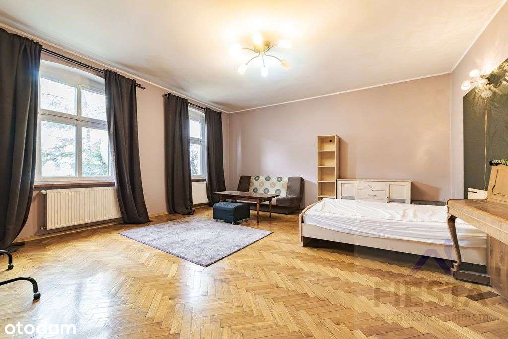 Duże mieszkanie w kamienicy do remontu-10