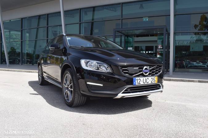 Volvo V60 Cross Country 2.0 D3 Pro Geartronic - 2