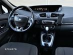 Renault Grand Scenic - 15