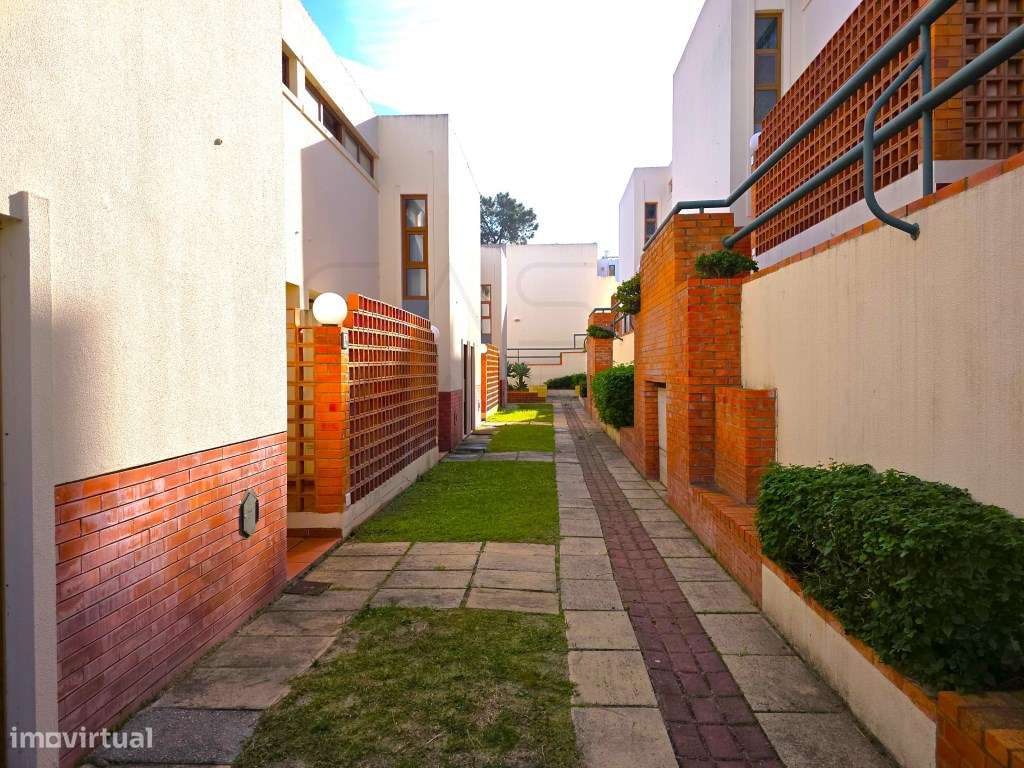 Moradia em Banda, 4 quartos em Soltroia Mar a 600m da Praia Atlântica - Grande imagem: 5/34