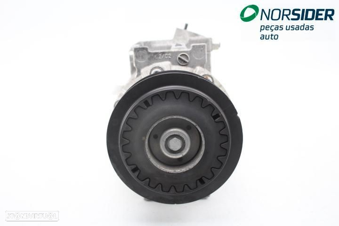 Compressor do ar condicionado Volkswagen Passat Variant|11-15 - 2