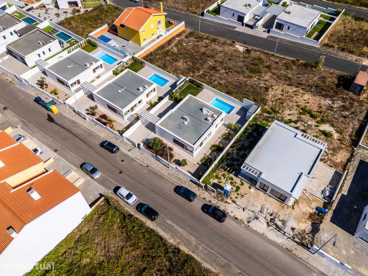 Moradia T3 Térrea com Piscina e Jardim ! - Grande imagem: 3/35