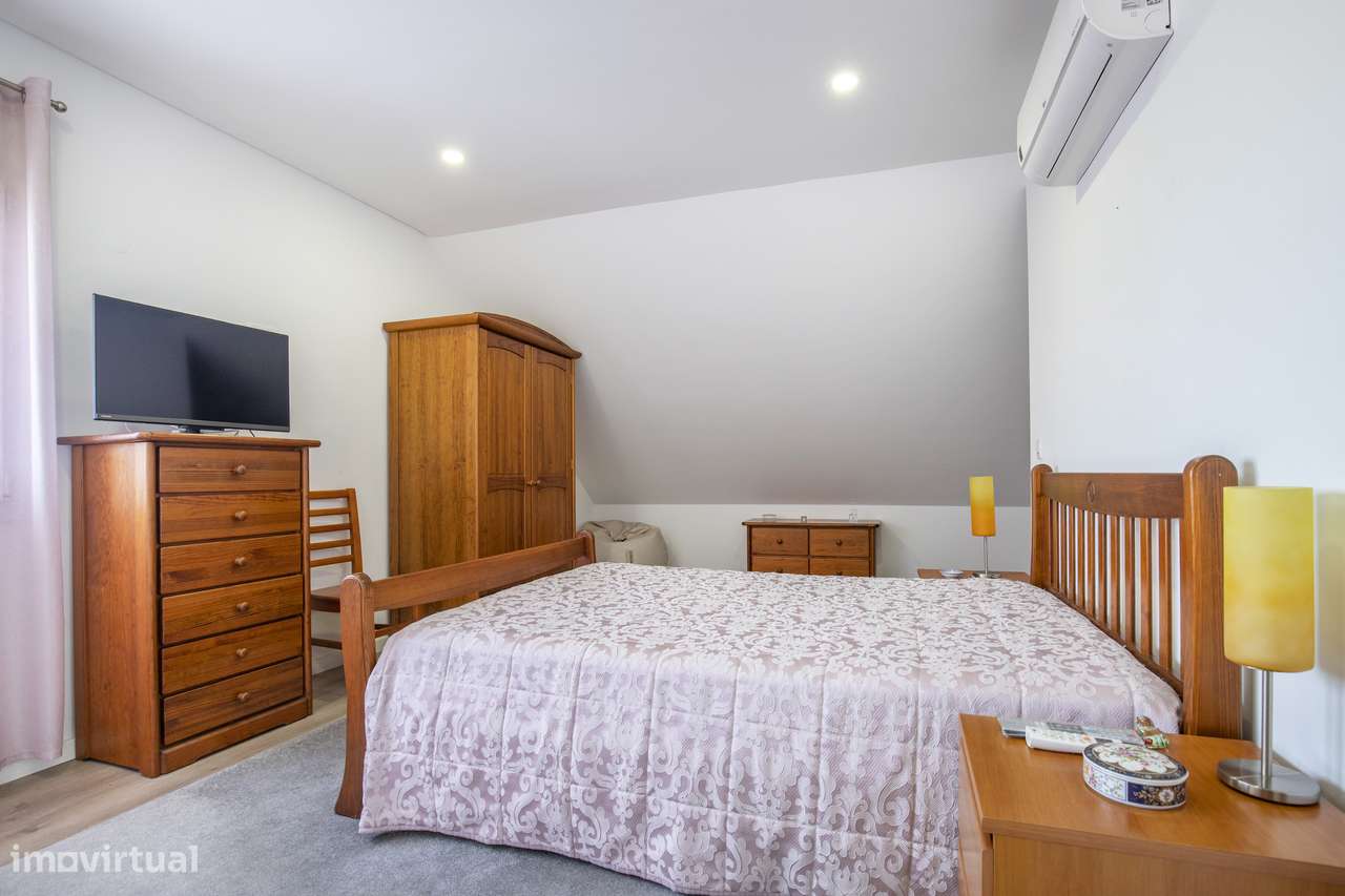 Moradia T3+1 garagem box jardim Quinta do Conde Sesimbra-26