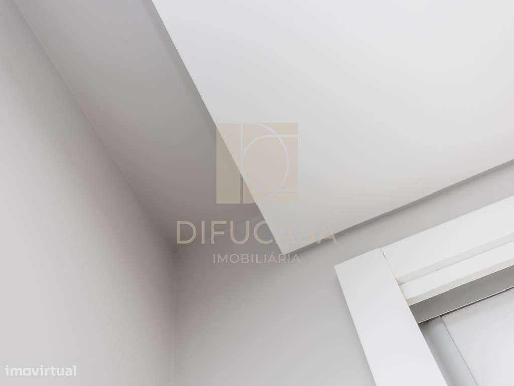 R235 - Moradia Centro de Fernão Ferro-19