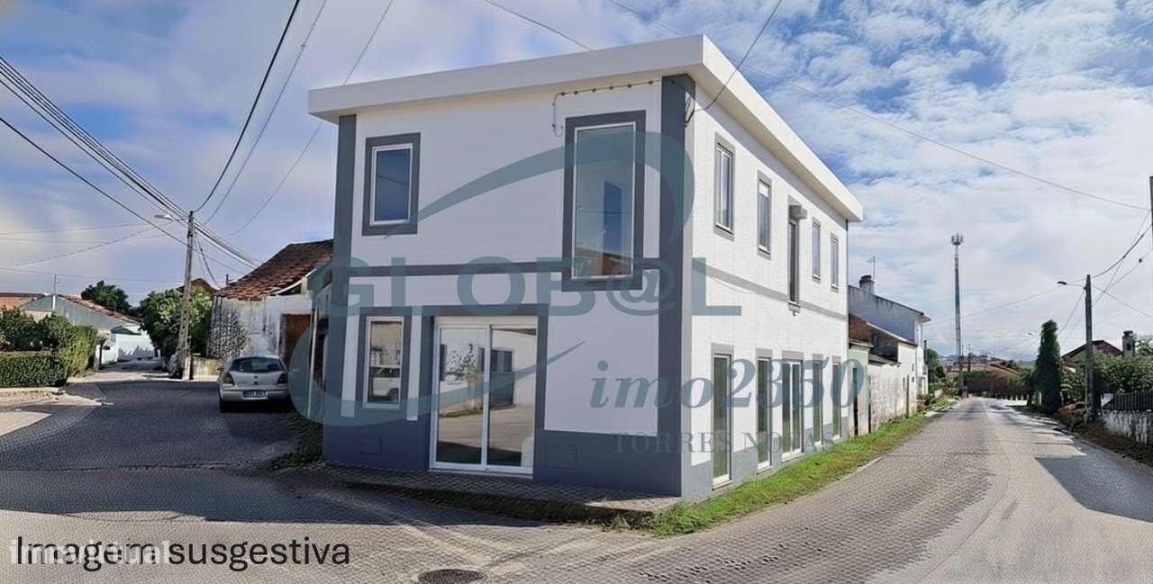 Prédio em Carrazede - Grande imagem: 5/38