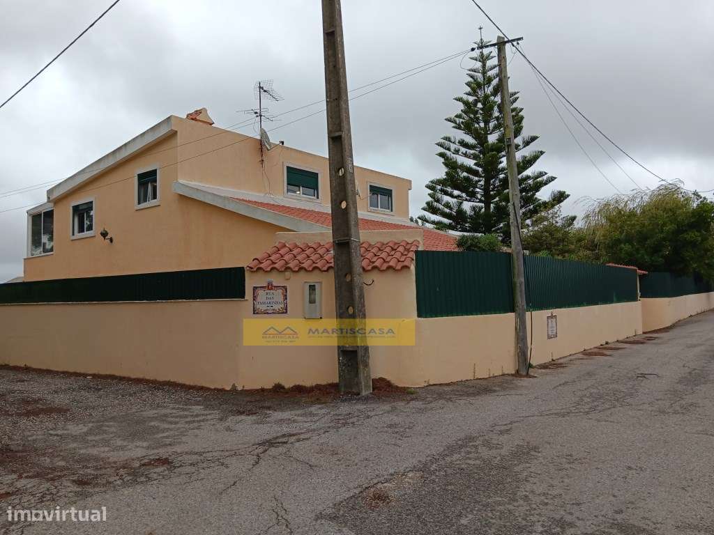 MORADIA DE LUXO V3 COM PISCINA e QUINTA- TERRUGEM-50