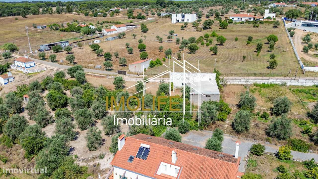 Armazém para venda em Cabeção-17