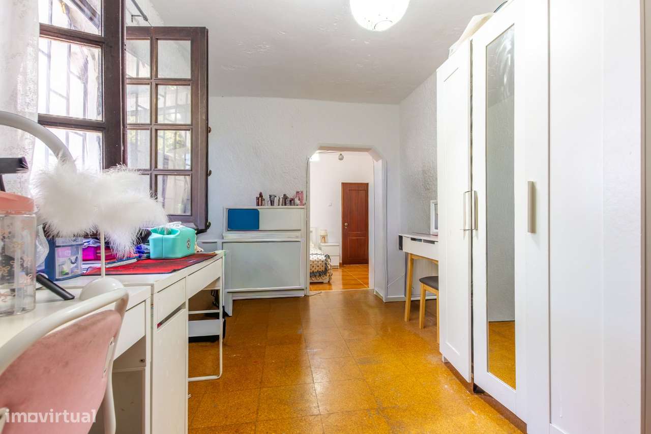 Moradia T2+1 isolada na Quinta do Conde-5