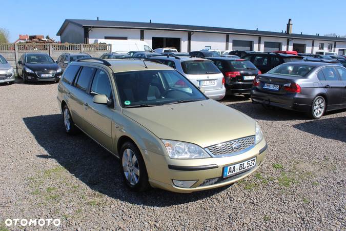 Ford Mondeo 1.8 Ambiente - 2