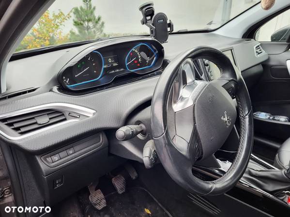 Peugeot 2008 1.6 BlueHDi Style - 8