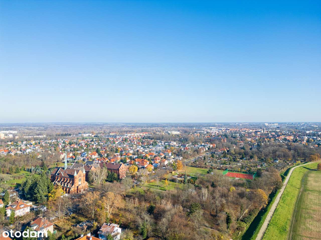 KARŁOWICE- 4 pok. z balkonem, klimatyzacja, garaż-19