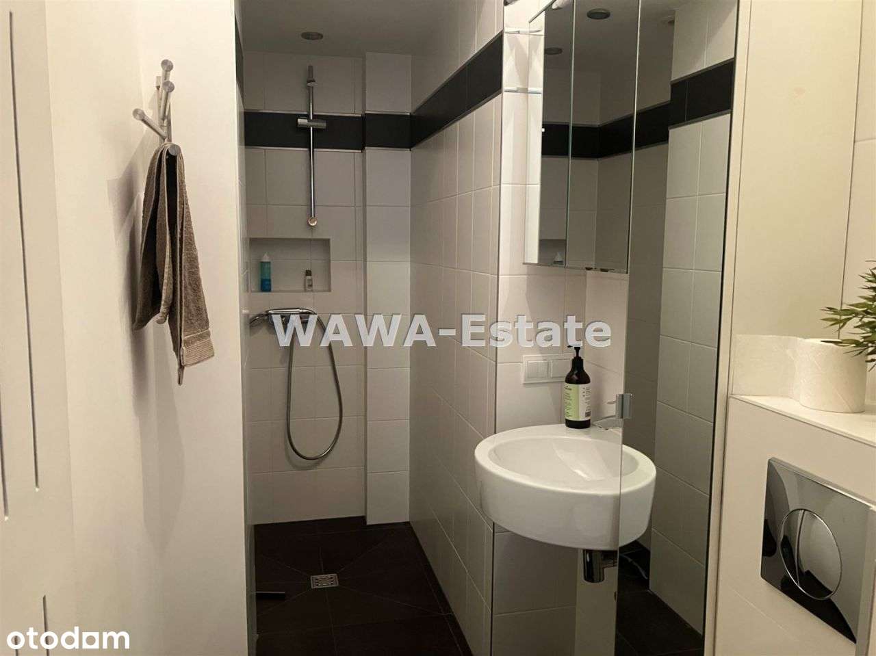 Śródmieście. Dwa pokoje. Po remoncie. Metro.-6