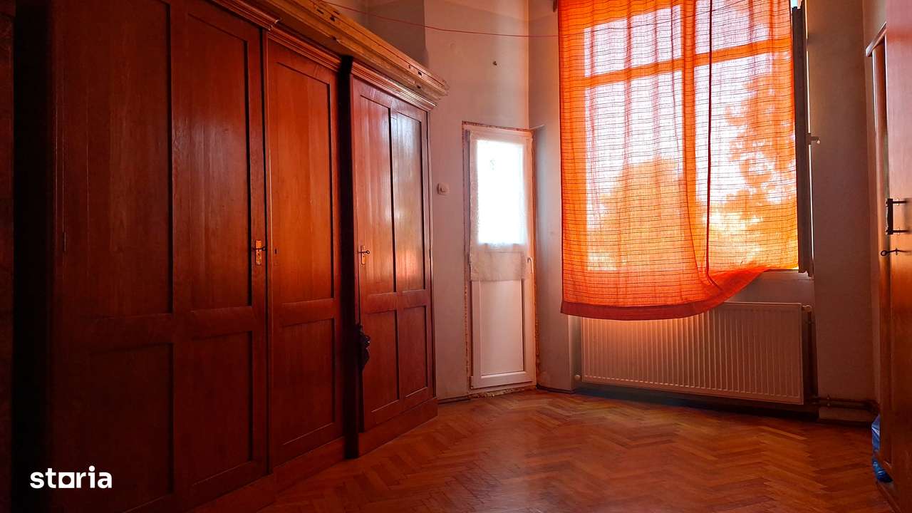 Vanzare apartament 3 camere, zona Piata Sf.Stefan, etaj 1, comision 0%-1