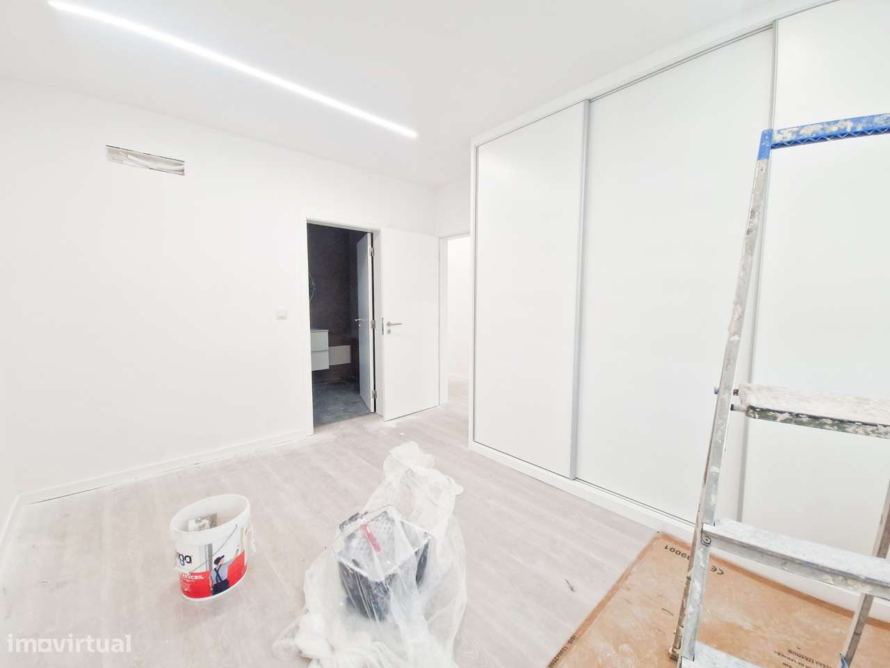 Moradia T4 Térrea de Design Moderno em São Romão, Vagos.-12