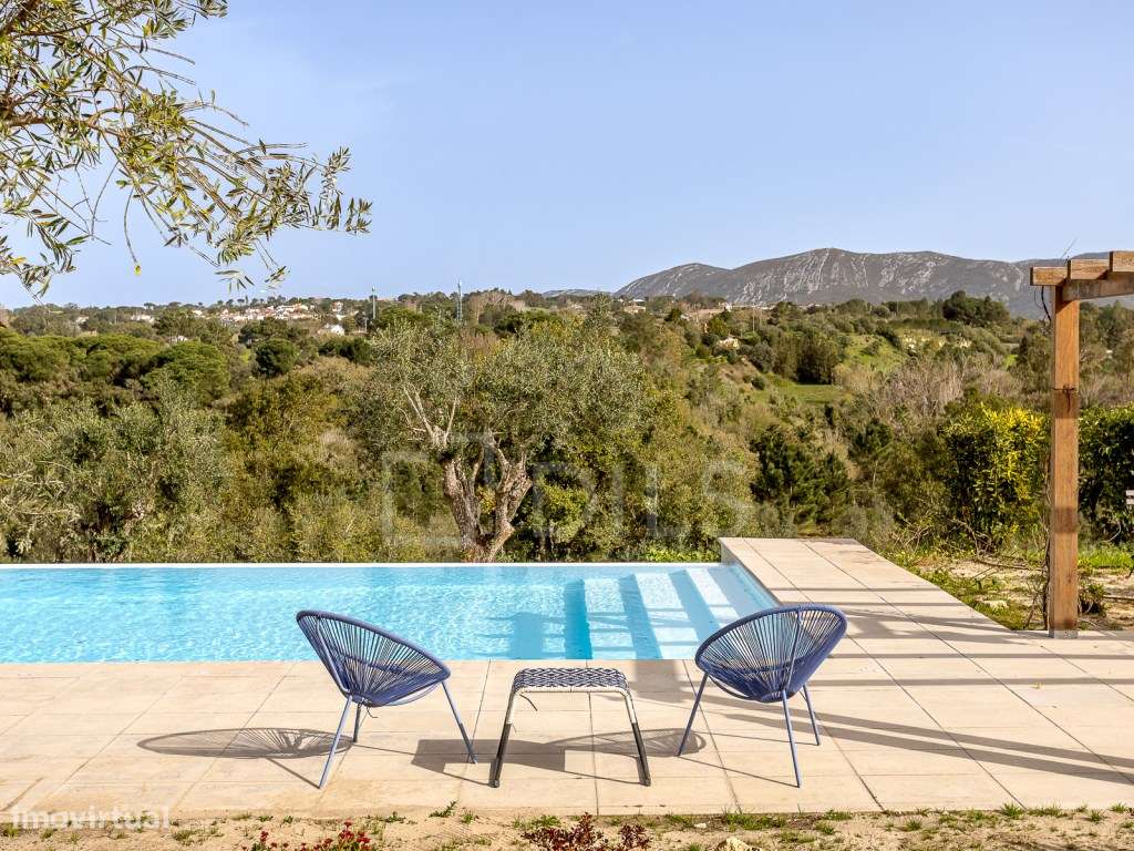 Quinta T9 em Azeitão com piscina e 11 ha de terreno, renovada-9
