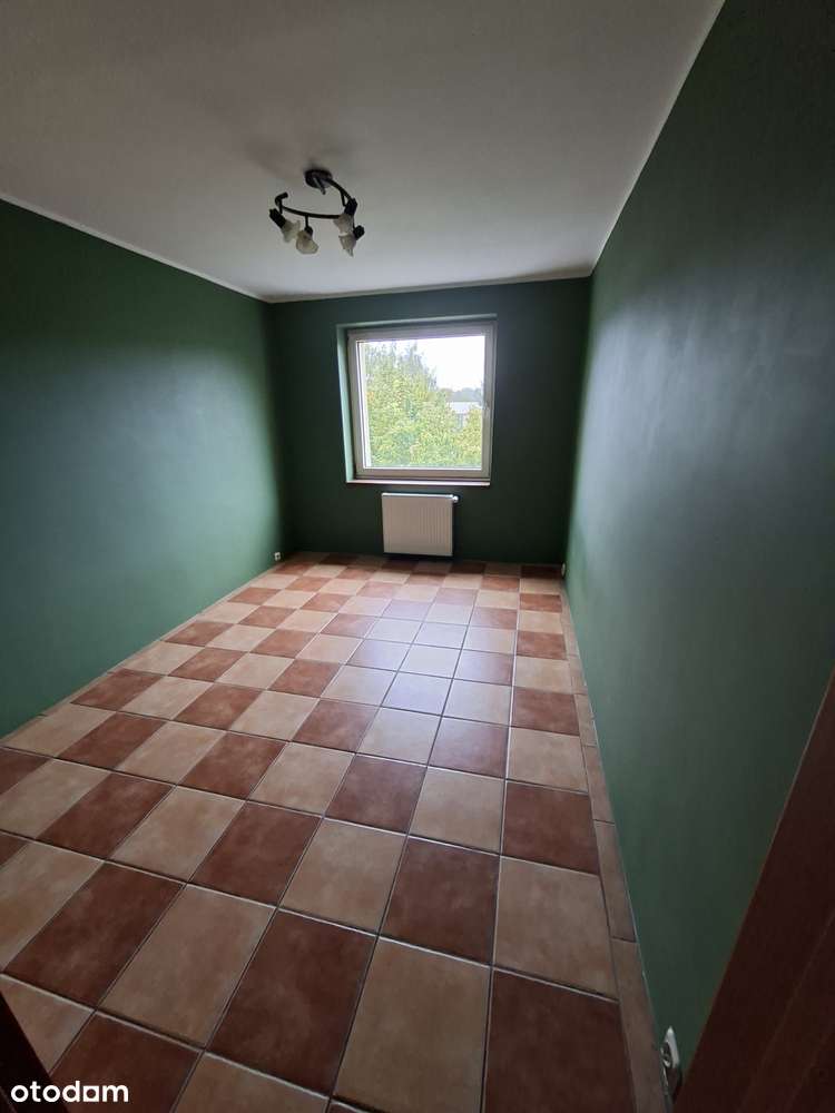 Na sprzedaż – Przytulne mieszkanie 2-pokojowe z balkonem!-4