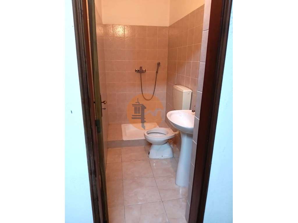 Espaçosa Garagem em Conceição de Tavira - Grande imagem: 5/7