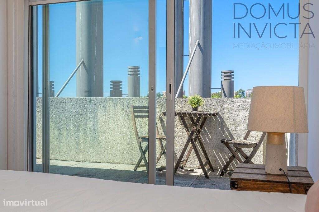 T1 com terraço, para venda-15
