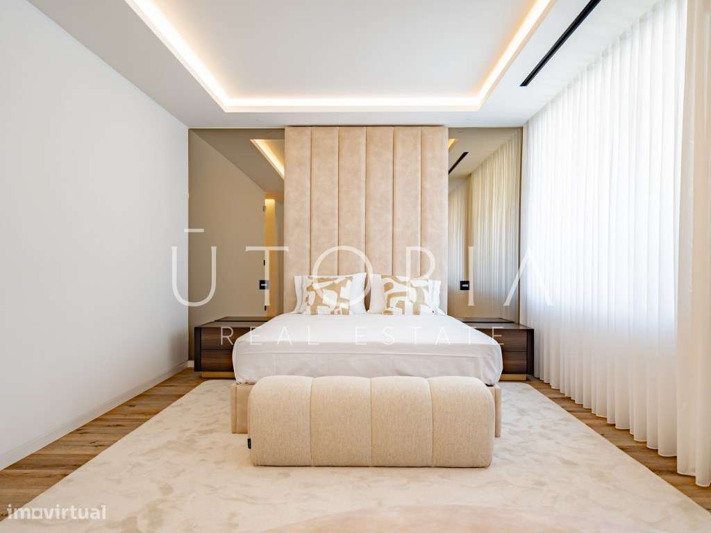 T4 novo com terraço, sala de cinema e piscina - D. João III Prestig... - Grande imagem: 5/60