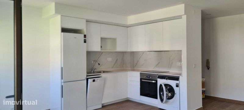 Excelente T1 na Solum para arrendar - Grande imagem: 4/11