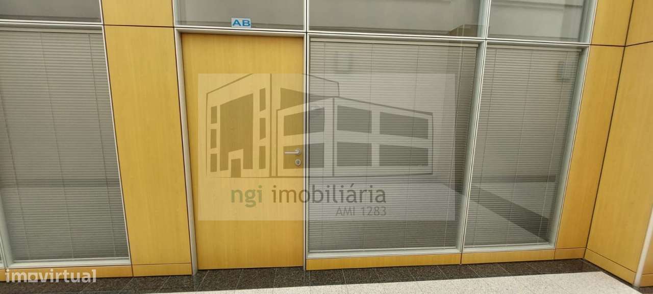 Escritório Famões Odivelas - Grande imagem: 2/15