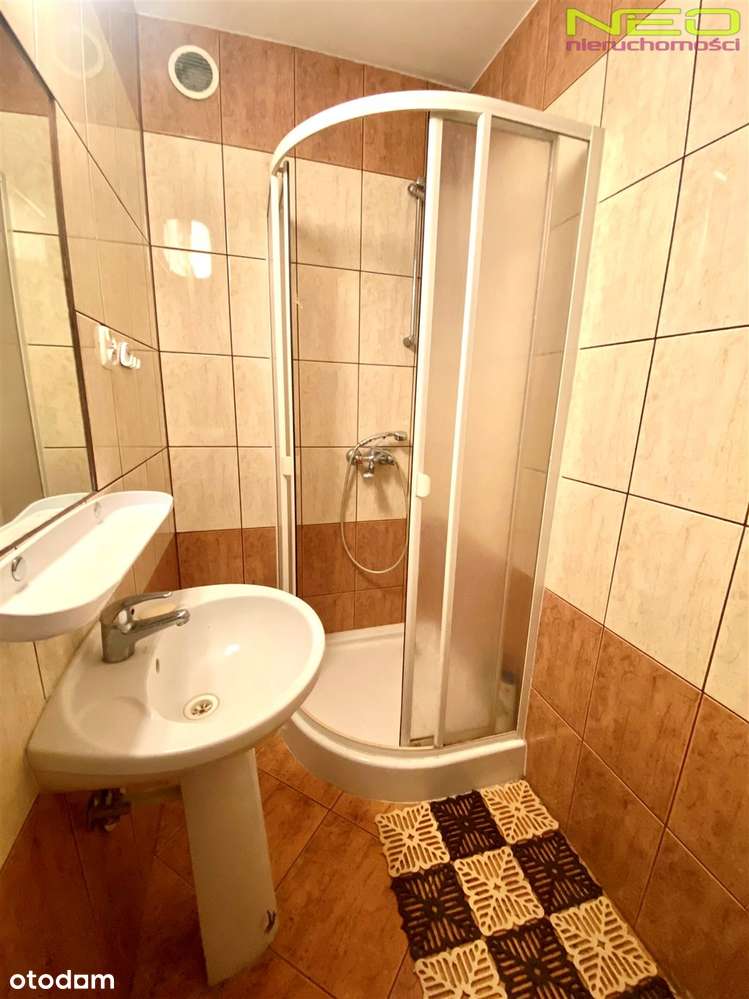 Duże M5 do remontu z garażem-8