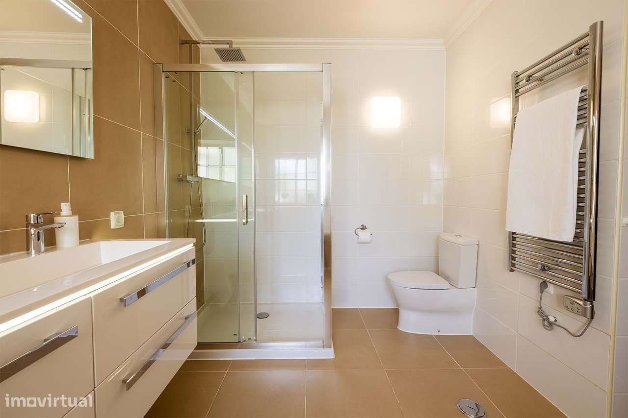 FANTÁSTICA MORADIA T3+1 COM PISCINA AQUECIDA E GARAGEM NO PORTO DE MÓS-26