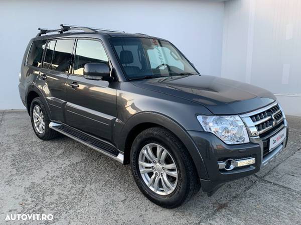 Mitsubishi Pajero LWB 3.2 DI-D Instyle A70 - 27