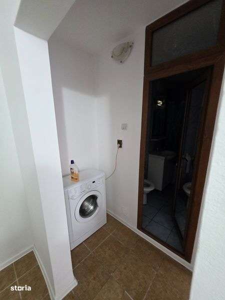 VAND Sau INCHIRIEZ Apartament cu 2 Camere Zona Centrala Langa Peco Mol - Imagine principală: 5/6