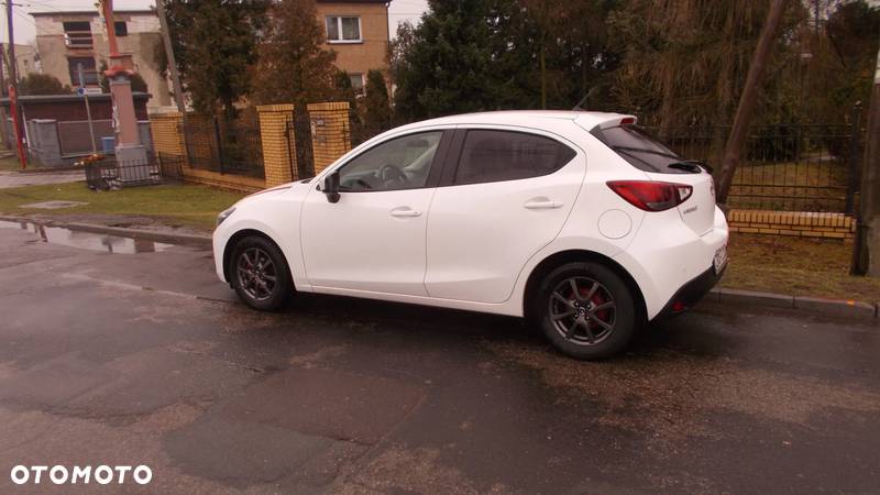 Mazda 2 SKYACTIV-G 90 Red Edition - 4