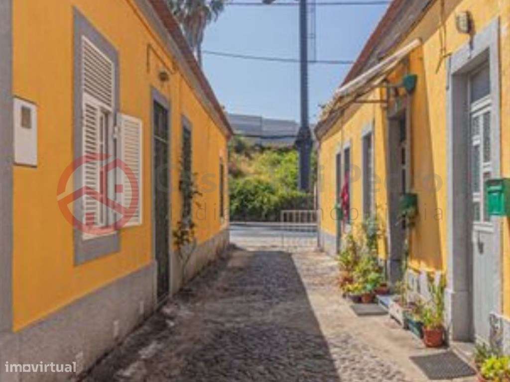 Prédio para Investimento em Olival Basto, Odivelas-40