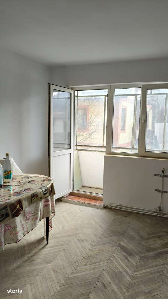 Apartament cu 2 (doua)camere de vanzare in Busteni-3