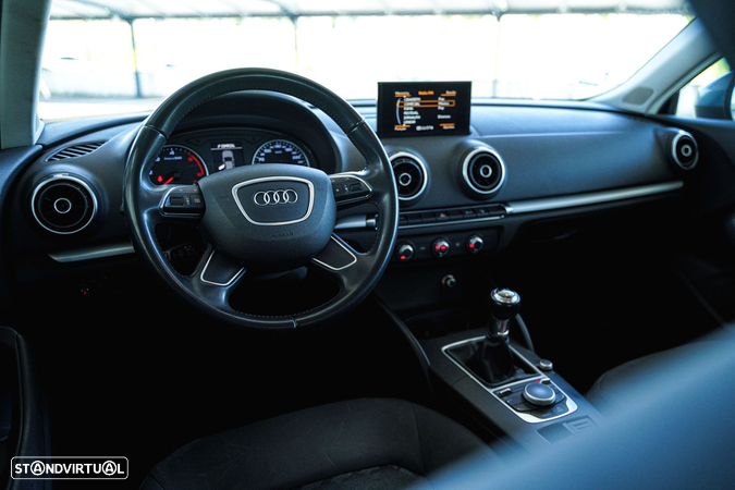 Audi A3 Sportback 1.6 TDI Attraction - 5