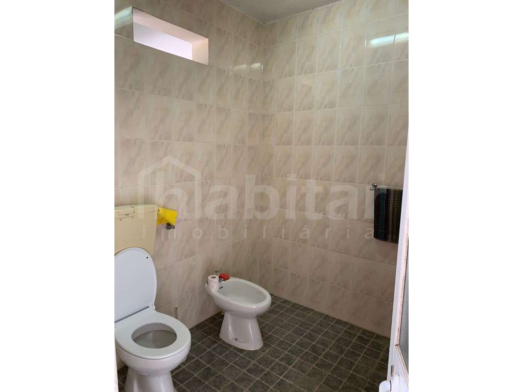 Moradia T3 com 5000m² de terreno Foros de Salvaterra-15