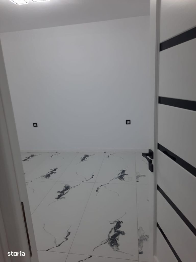 Apartament decomandat cu 2 camere in zona Centru - Podul de Fier