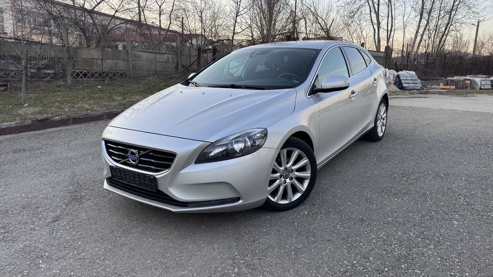 Volvo V40 II [2012 - Prezent] D2 ECO Summum 2013