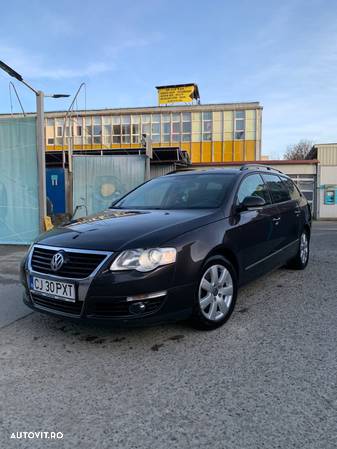 Volkswagen Passat Variant 2.0 TDI Highline DPF DSG - 3